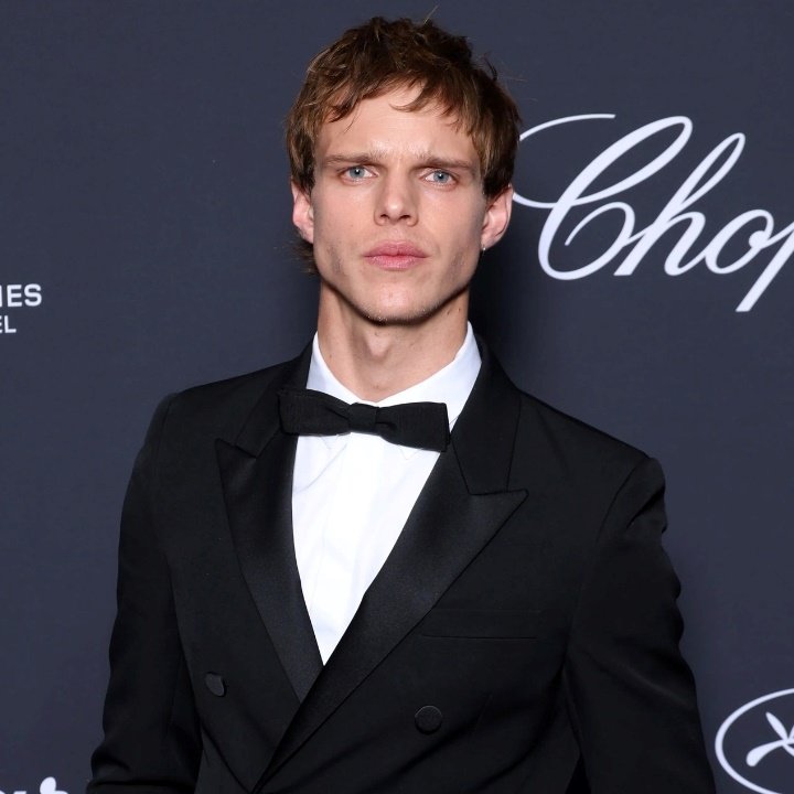 finn bennett height